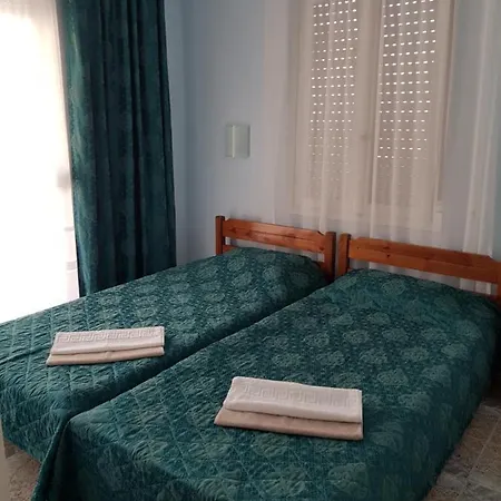 Argo Apartmanhotel *